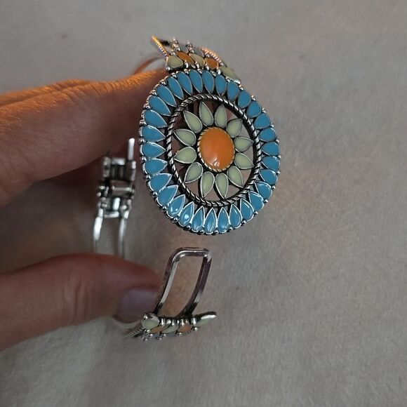 Boho cuff style bracelet - Picture 8 of 10